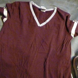 PINK Super Soft Burgundy V-Neck Tee NWOT | Size S (Fits M)